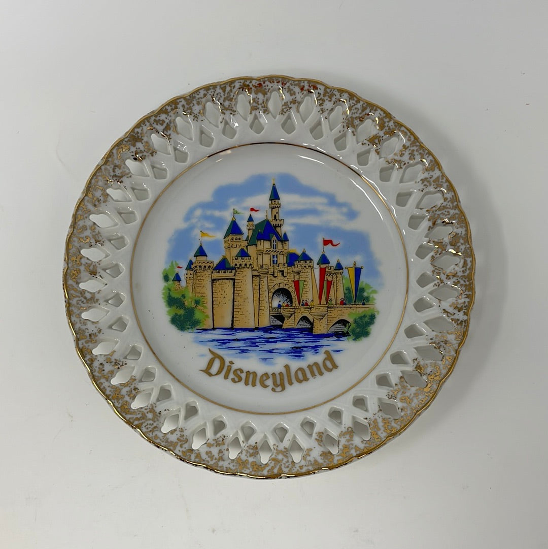 Vintage Disneyland Collector 2024 Plate