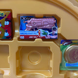 Toy Mini Brands GOLD RUSH Collection Zuru 5 Surprise Collector’s Case w 5 Minis Walmart Exclusive.