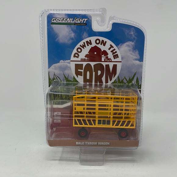 Greenlight Collectibles Down On The Farm Series 7 Bale Throw Wagon