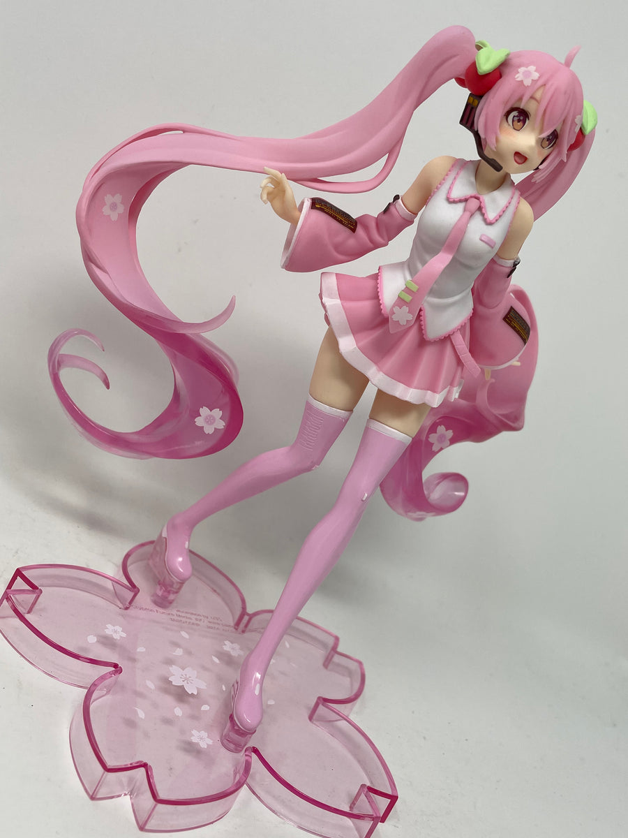 Sakura Miku – Youtooz Collectibles