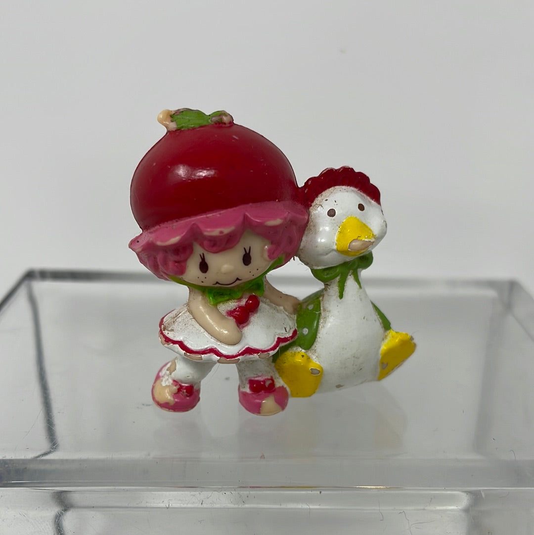 Vintage Strawberry Shortcake Mini ~ CHERRY CUDDLER & GOOSEBERRY