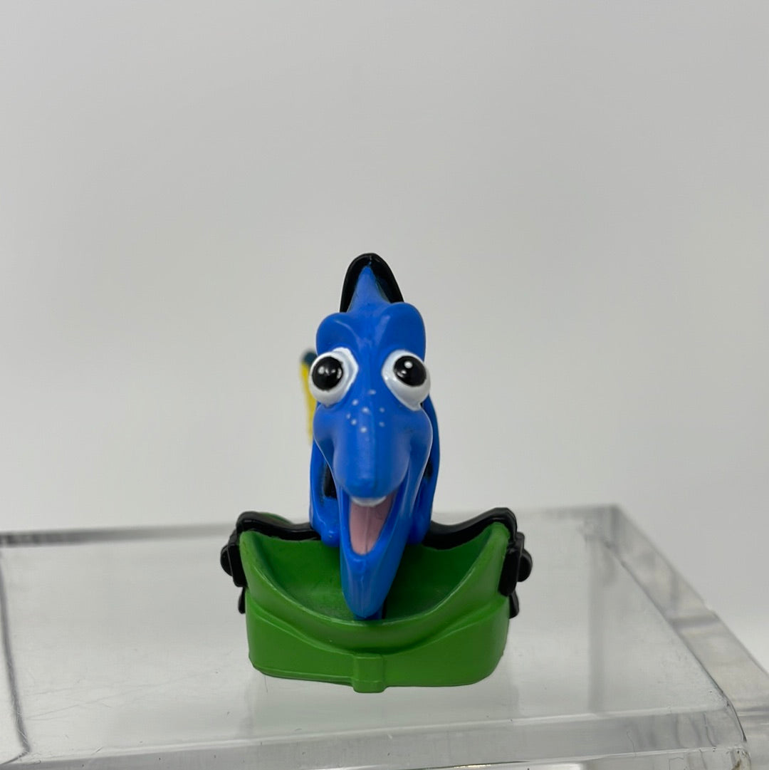 Disney Store Finding Nemo Dory Figure