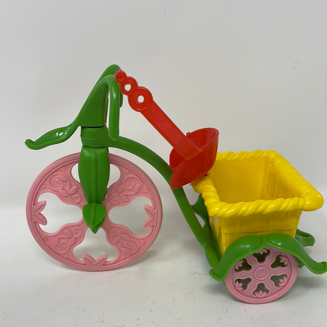 Strawberry shortcake outlet tricycle