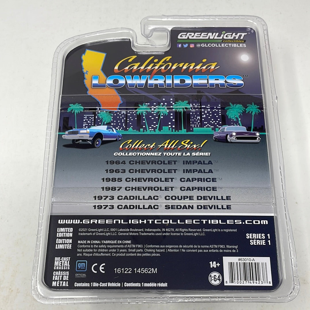 CHASE GREEN MACHINES Greenlight California Lowriders Series 2 1964 Che Impala Maroon 1 64