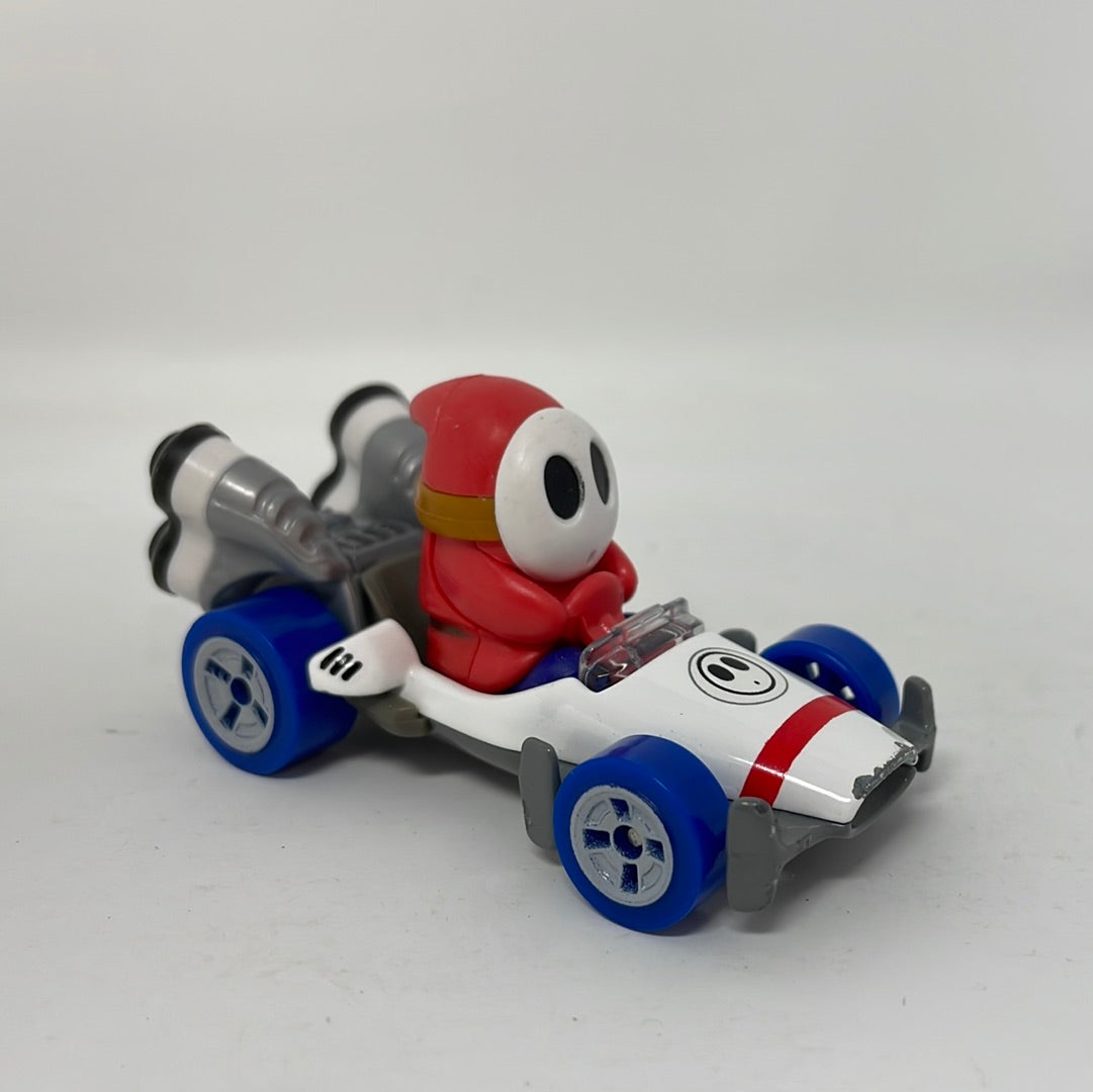 Hot Wheels Mario Kart Glider Shy Guy B-Dasher - Voiture Échelle 1:64 Avec Planeur