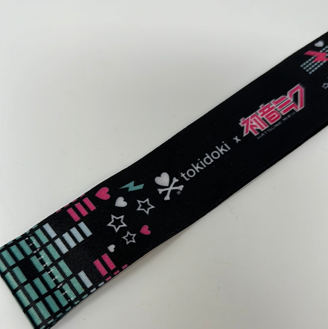 Miku Loot buy Anime Exclusive Bundle Blanket & Lanyard