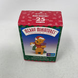 Hallmark Keepsake  "Pooh" Winnie the Pooh Merry Miniatures Figurine 1999