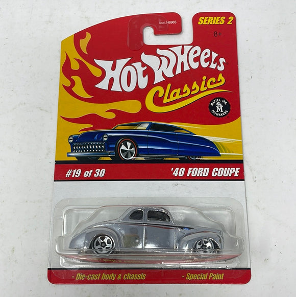 Hot Wheels Classic Series 2 ‘40 Ford Coupe 19/30 Chrome