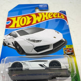 Hot Wheels 2022 HW Exotics 3/10 LB-Works Lamborghini Huracán Coupé 172/250