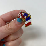 USA and France Friendship Flag Gold Toned Lapel Hat Enamel Pin Clutchback