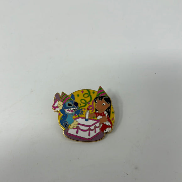 Holiday Pin Lilo and Stitch Birthday ONLY Disney Pin 37423