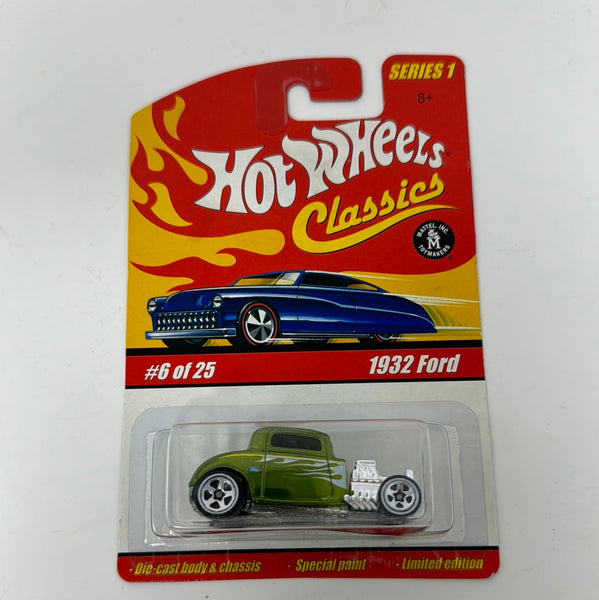 Hot Wheels Classics Series 1 #6/25 1932 Ford Coupe - Spectraflame