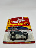 Hot Wheels Classics Series 2 Anglia Panel Truck 8/30 Blue