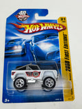 Hot Wheels 2008 First Editions 21/40 Custom Ford Bronco 21/172 White