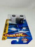 Hot Wheels 2008 First Editions 21/40 Custom Ford Bronco 21/172 White