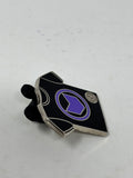 Disney Hidden Mickey Mystery 2024 Marvel Avengers T-Shirt Hawkeye Pin 3/5