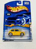Hot Wheels 2000 First Editions 30/36 Mini Cooper #90 Yellow
