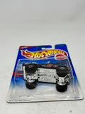 Hot Wheels 1996 Race Truck Series 4/4 Nissan Truck #383
