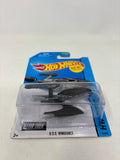 Hot Wheels 2014 HW City Star Trek U.S.S. Vengeance 75/250