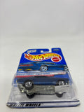 Hot Wheels 1:64 Diecast 1999 First Editions 1970 Chevelle SS 4/26 #915 Blue