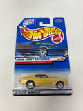 Hot Wheels 1:64 Diecast 1999 First Editions 1970 Chevelle SS 4/26 #915 Gold
