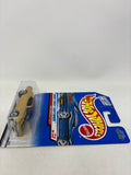 Hot Wheels 1:64 Diecast 1999 First Editions 1970 Chevelle SS 4/26 #915 Gold