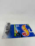 Hot Wheels 1997 Treasure Hunt Series 9/12 Buick Wildcat #586