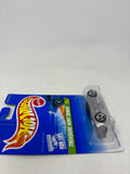 Hot Wheels 1997 Treasure Hunt Series 9/12 Buick Wildcat #586