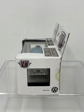 M2 Machines Auto Thentics 1960 VW Delivery Van USA Model VW05 18-04