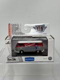 M2 Machines Auto Thentics 1960 VW Delivery Van USA Model TGS01 15-64