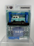 M2 Machines EMPI 1959 VW Double Cab Truck USA Model R71 24-26