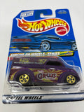 Hot Wheels 2000 Circus On Wheels 4/4 Dairy Delivery #28