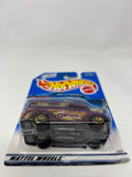 Hot Wheels 2000 Circus On Wheels 4/4 Dairy Delivery #28