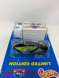 Hot Wheels 1997 2 Pack Pontiac Fiero Kroger Hiway Hauler 17972