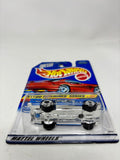 Hot Wheels 1998 Tattoo Machines Series 1/4 ‘57 T-Bird #685