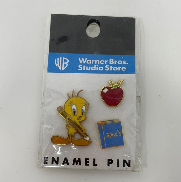 Warner Brothers Studio Store 1999 Tweety Bird Metal & Enameled Pin
