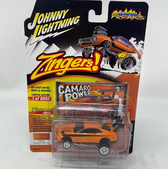 Johnny Lightning Street Freaks 2022 1:64 Zingers! 2011 Chevy Camaro Version A