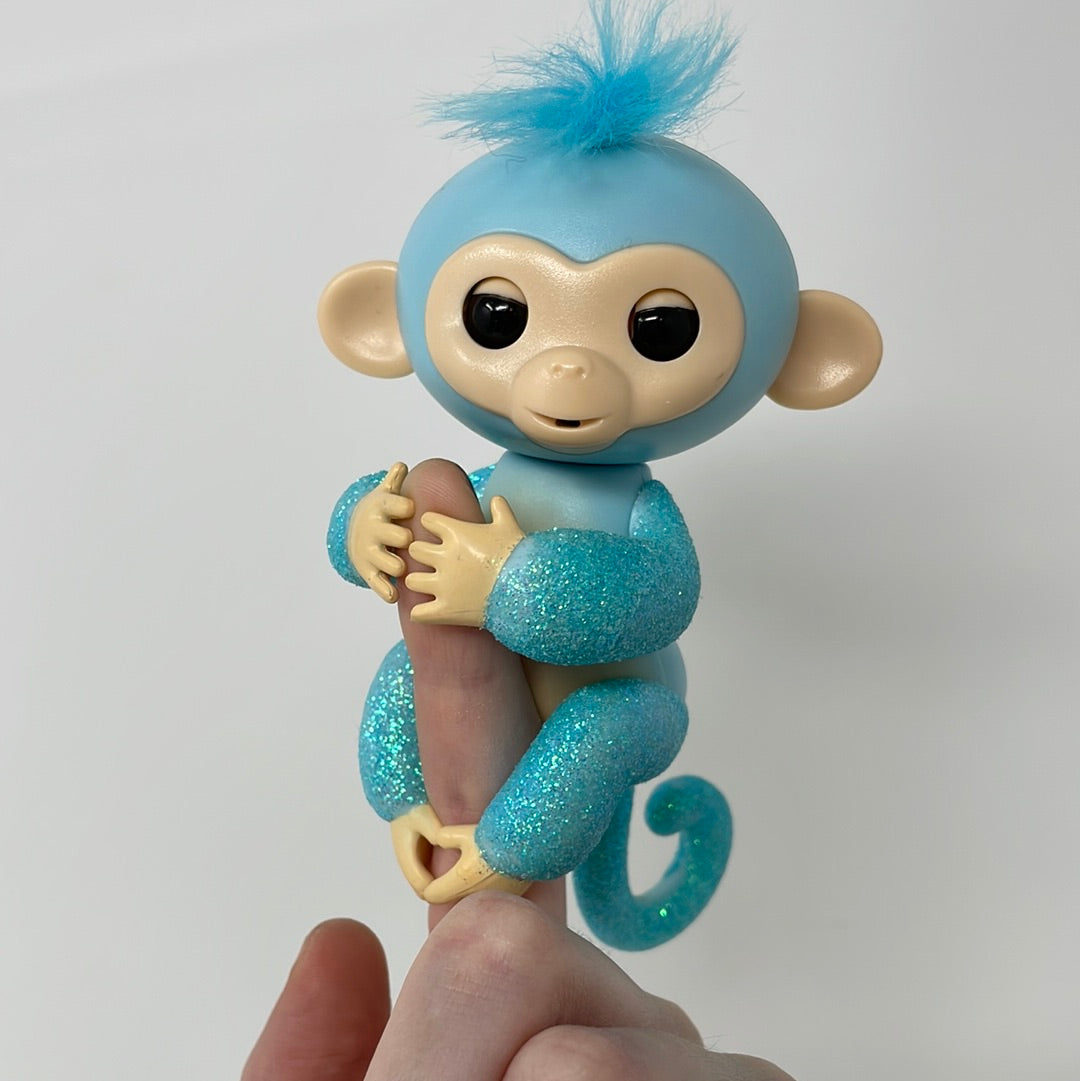 Amelia Fingerlings Glitter Blue Fingerlings Amelia Monkey