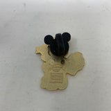 OLD RARE Disney pin Nurse Minnie w/Clipboard Red Cross Hat Stethoscope 