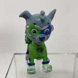 Paw Patrol Mighty Pups Light Up Badge And Feet Rocky Figure