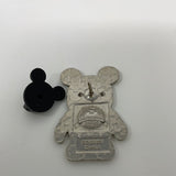 DISNEY VINYLMATION PIRATES OF THE CARIBBEAN AUCTIONEER MICKEY MOUSE PIN 2009