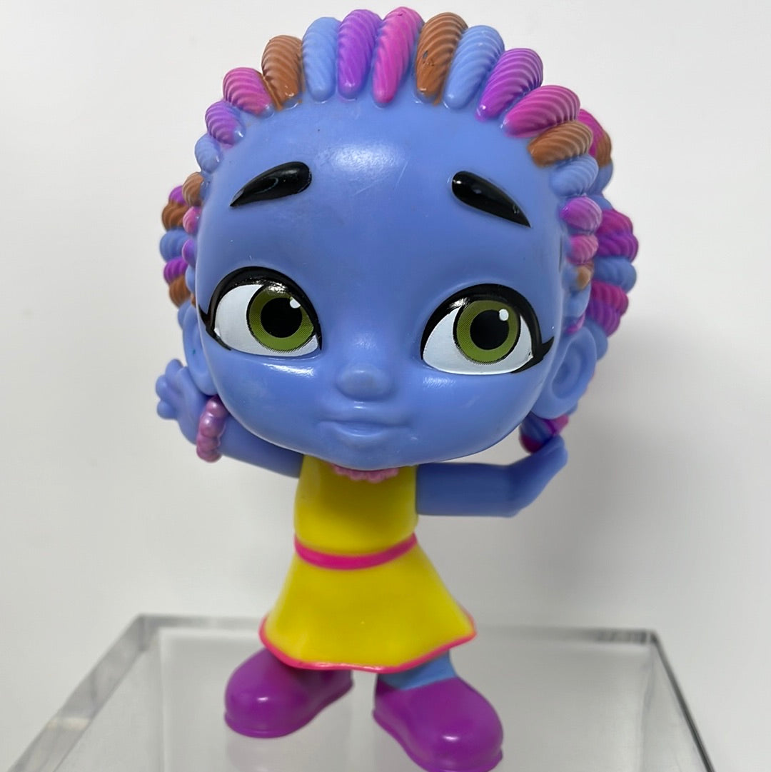 super monsters zoe Netflix Super Monsters Zoe Walker Vinyl Figure 4" Hasbro 2018 –  shophobbymall