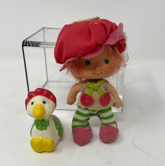 Cherry Cuddler Vintage Strawberry Shortcake Doll with Goose 1981 Kenner 80s