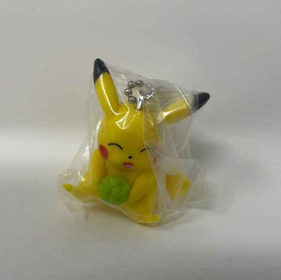 Gashapon Pokémon Pikachu Swing Figure Bandai Pikachu With Fruit