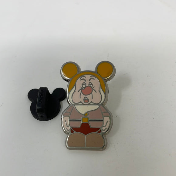 Vinylmation Jr #6 Mystery Pack Snow White Sneezy Disney Pin