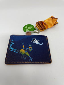 Disney Donald Duck ID Card Holder Wallet Keychain