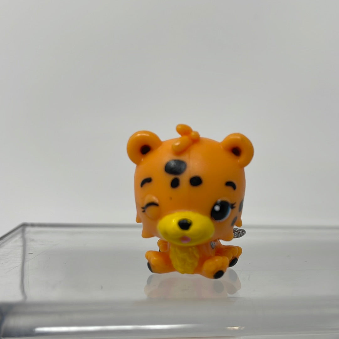 HATCHIMALS COLLEGGTIBLES FIGURE SEASON ORANGE CHEETAH CHEETREE