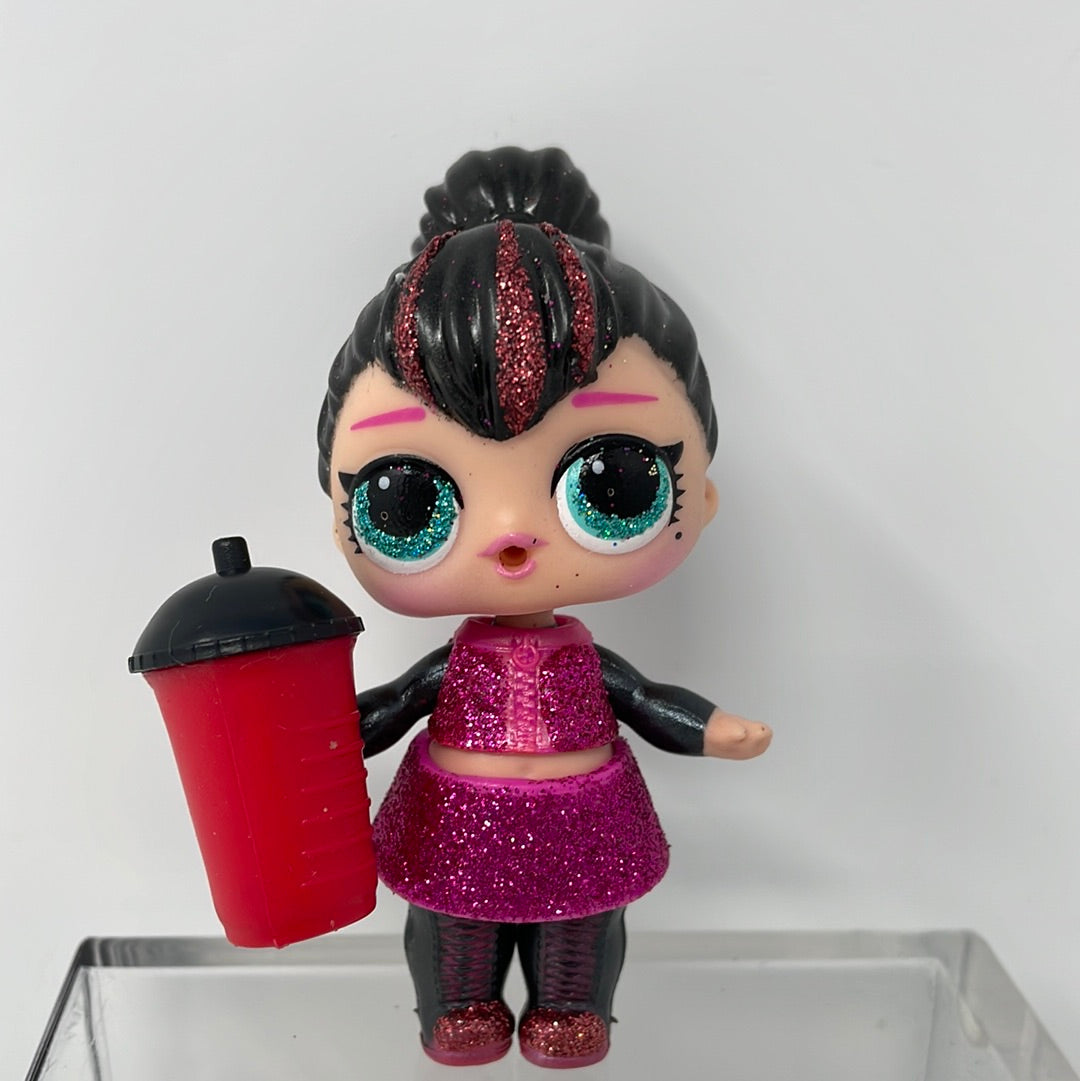 Lol big sister show LOL Surprise Big Sister Doll Black and Pink Hair Glitter Pink