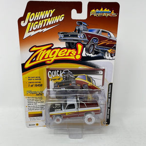 Johnny Lightning Street Freaks Zingers! 1985 Chevy Silverado C10 Fleetside Release 1 Version A Limited Edition White Lightning Chase