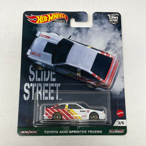 Hot Wheels Premium Slide Street Toyota AE86 Sprinter Trueno 3/5